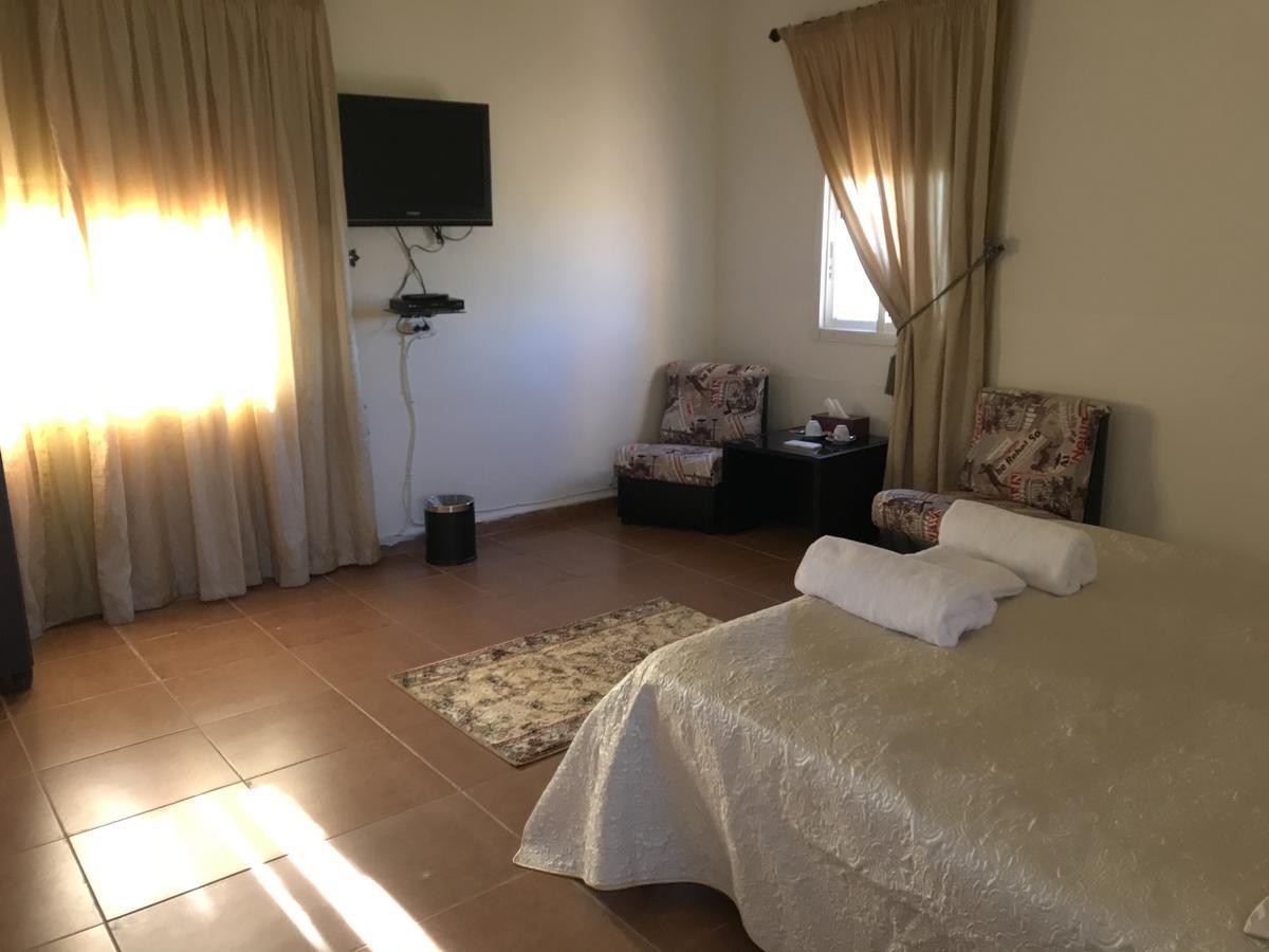Luna Motel Naqoura Exterior photo